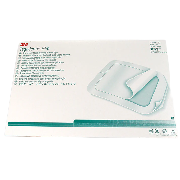 Individual 20x30 cm 3M Tegaderm 1628 transparent dressing with frame-style application system for easy handling of large surface area dressings.