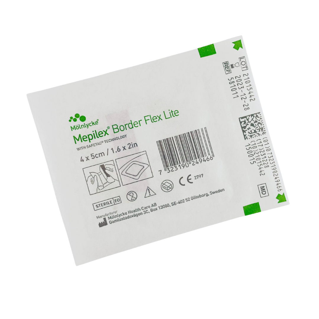 Mepilex Border Flex Lite 4 x 5cm – flexible, low-profile wound dressing for gentle and secure care of small wounds.