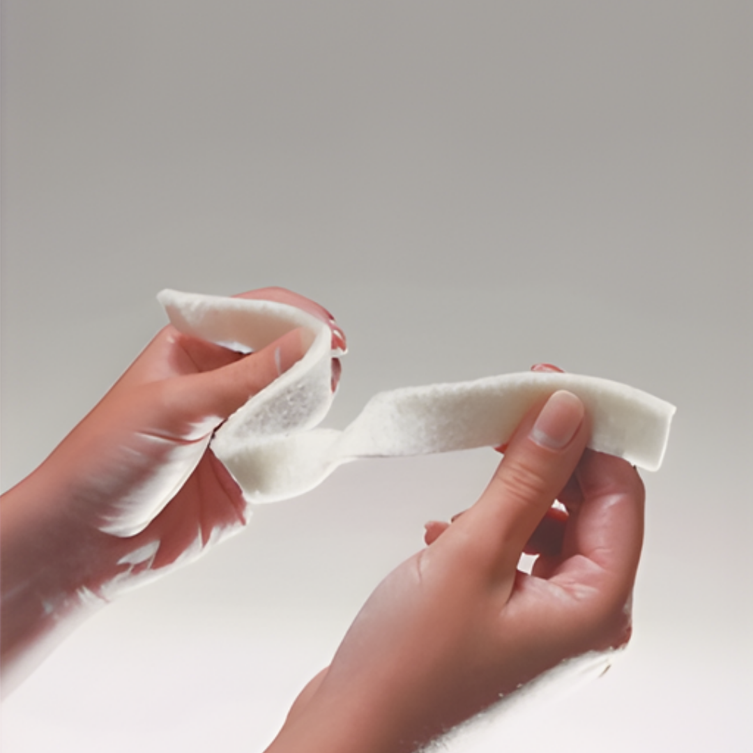 Algisite M Rope Wound Dressing 2 x 30cm provides soft, absorbent calcium alginate protection for cavity and tunnelling wounds, forming a gentle gel for moist healing.