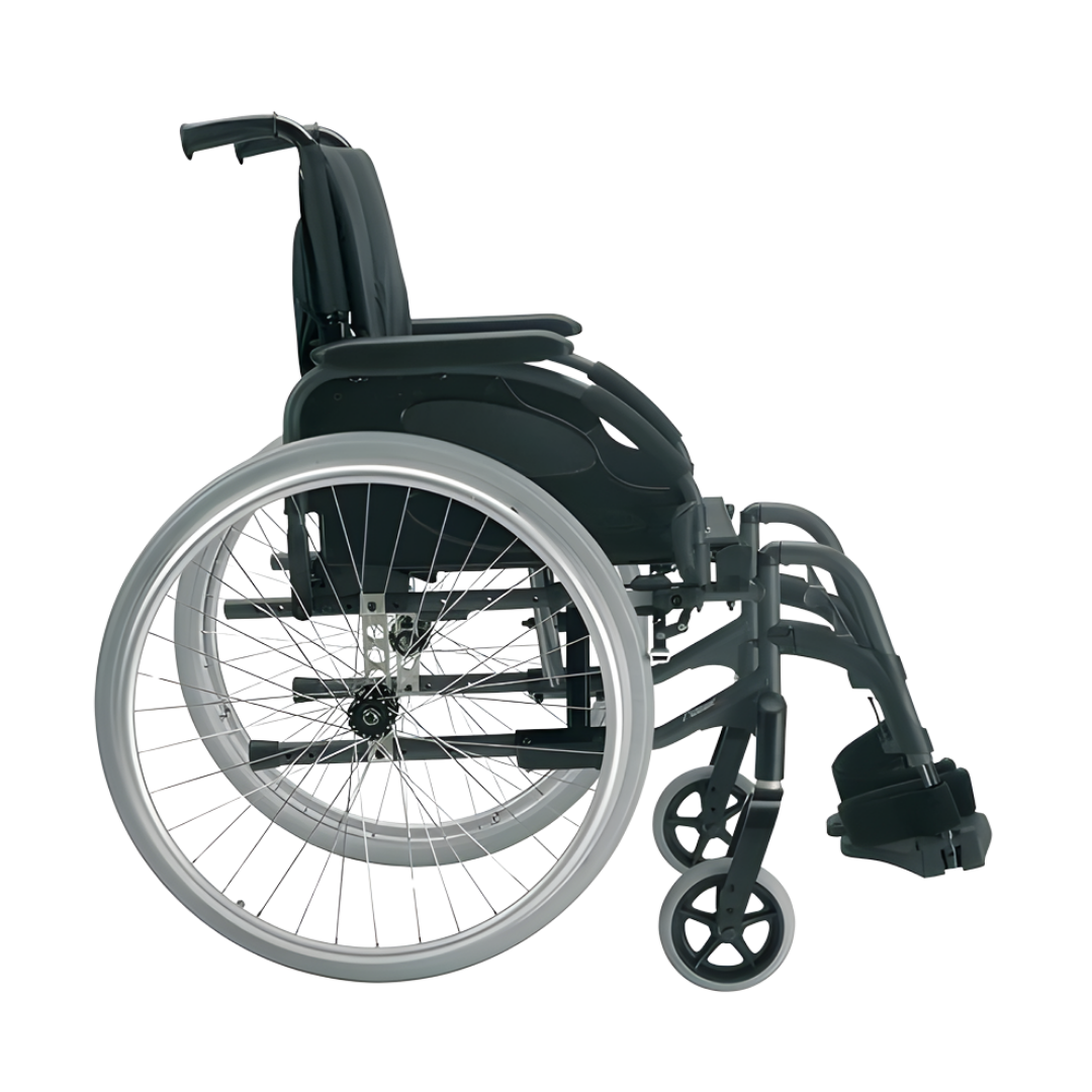 Invacare Action 3NG self-propelled wheelchair with lightweight frame and quick-release wheels, designed for daily mobility, comfort, and easy transport.