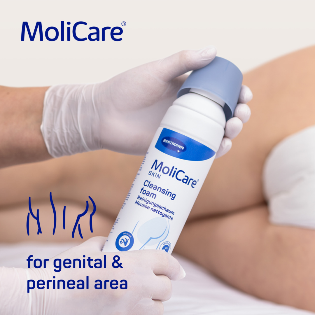 MoliCare Skin Cleanse Foam 400ml – no-rinse gentle cleansing foam for sensitive skin and incontinence care.