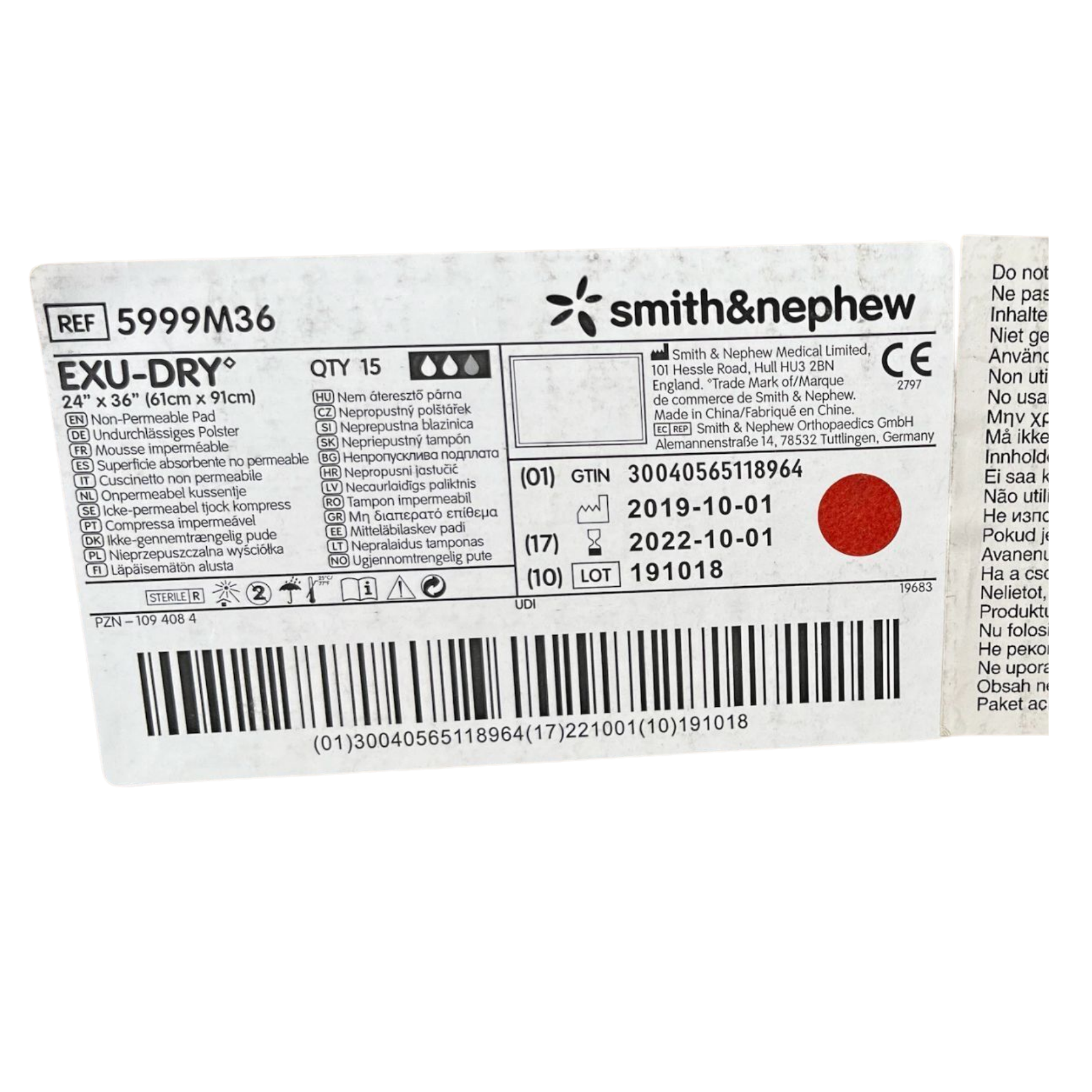 Smith & Nephew medical packaging with label and barcode on a white background